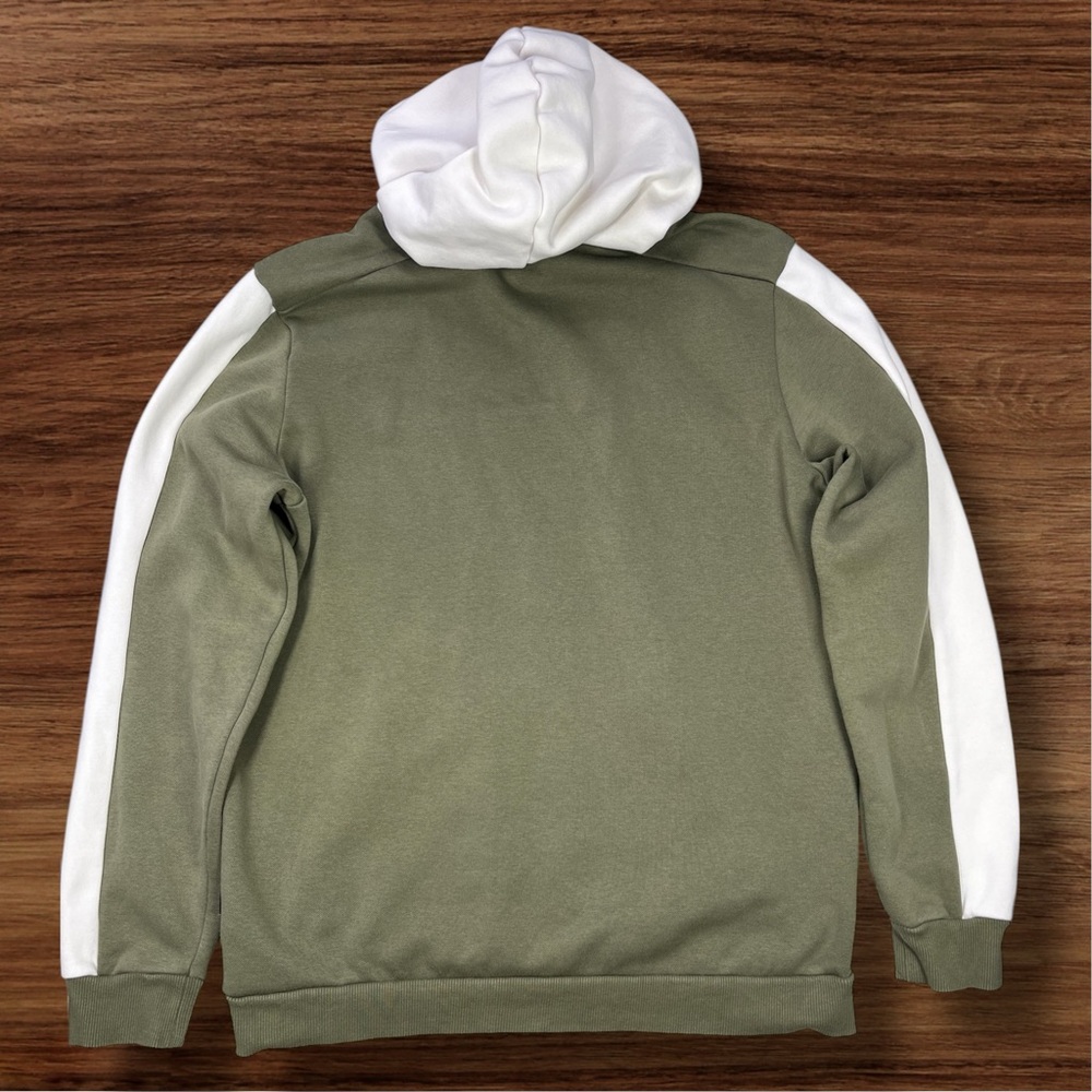 Puma Green and White Pullover Hoodie. Size Medium - Picture 3 of 9